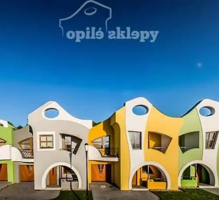 Opile Sklepy * Velké Pavlovice